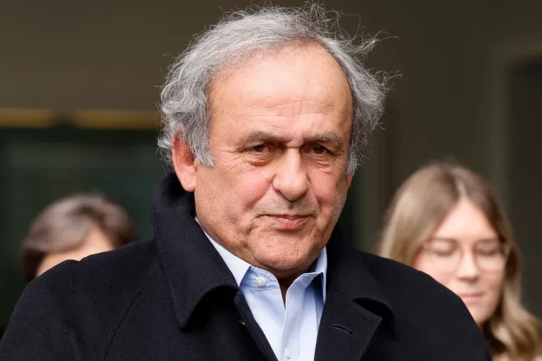 Platini İnfantinoya qarşı çıxdı – “O, getməlidir”