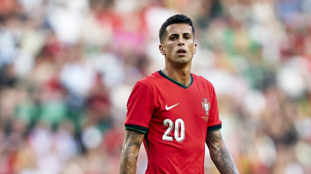 Portuqaliyalı futbolçu İtaliyaya doğru