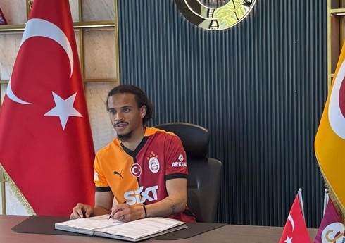 "Qalatasaray" Leroy Sane ilə rəsmi müqavilə imzalayıb