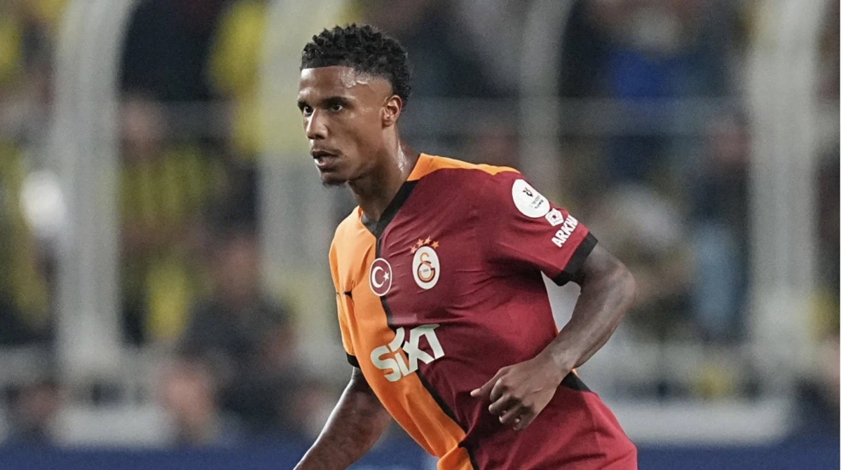 “Qalatasaray” onu da komandada Saxladı