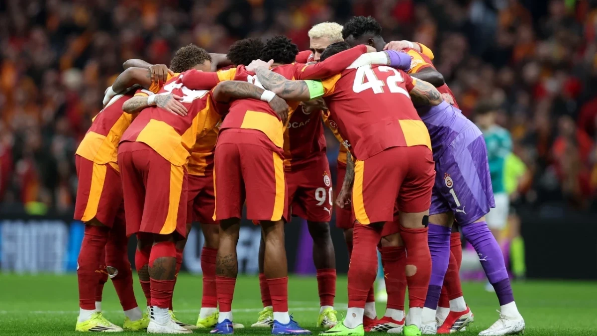 “Qalatasaray”da iki itki Birdən