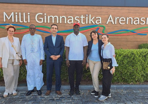 Qambiyanın gənclər və idman naziri Milli Gimnastika Arenası ilə tanış olub