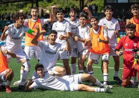 "Qarabağ"ın U-17 komandası İsveçdə təşkil olunan turnirin qrup mərhələsində son matçını keçirib