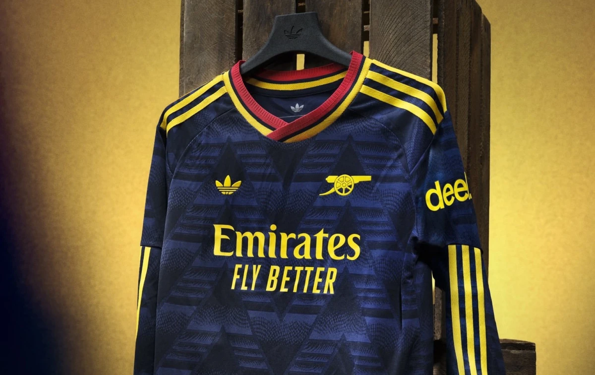 "Arsenal" yeni mövsüm səfər formalarını təqdim etdi - FOTO