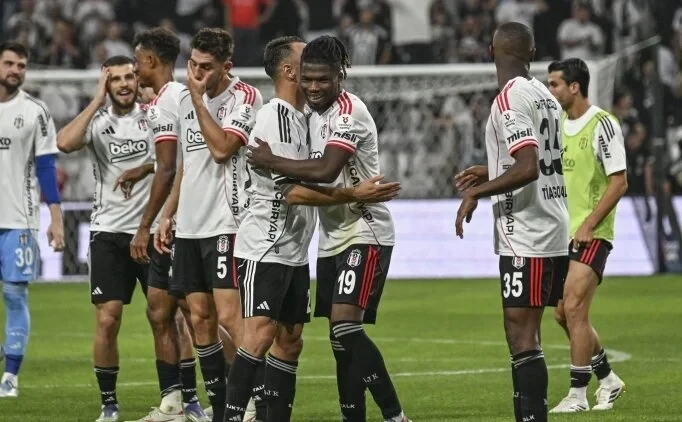 "Beşiktaş"da 10 itki birdən: Heyətin yarısı matçı buraxacaq