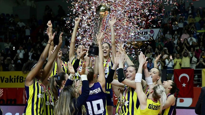 "Fənərbaxça" Çempionlar Kubokunun sahibi olub