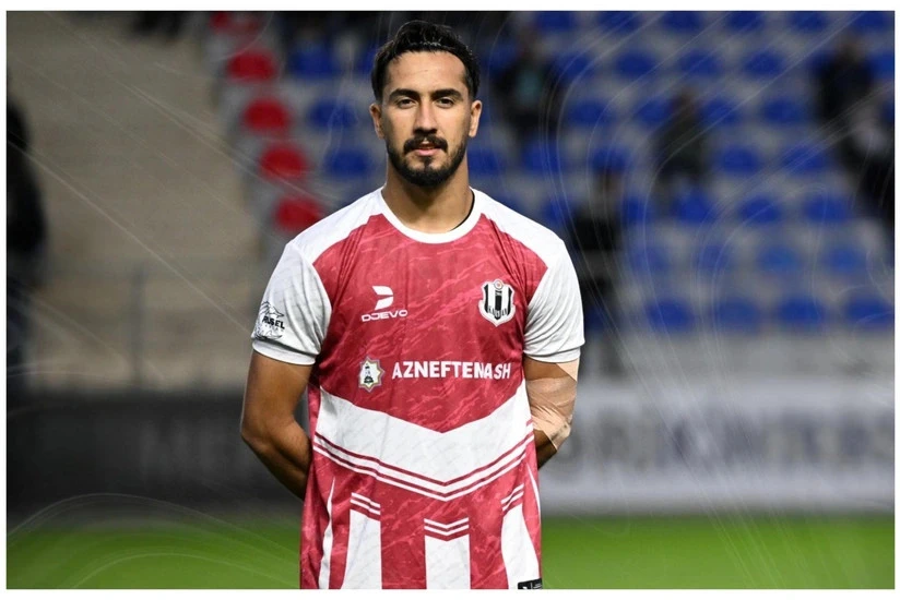 "Karvan-Yevlax" futbolçusu ilə yollarını ayırıb