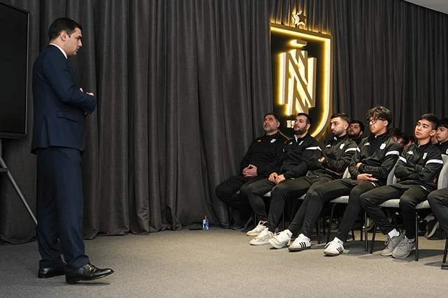 "Neftçi"nin futbolçuları üçün seminar keçirilib - FOTO