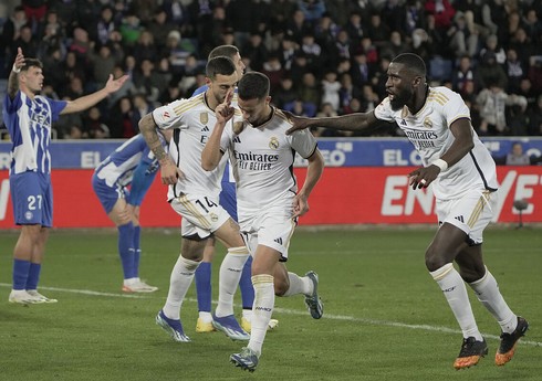 “Real Madrid” İspaniya çempionatında məğlubiyyətsizlik seriyasını 12 matça çatdırıb