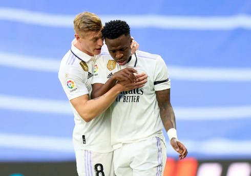“Real Madrid”in iki aparıcı futbolçusu “Çelsi” ilə oyunu buraxa bilər