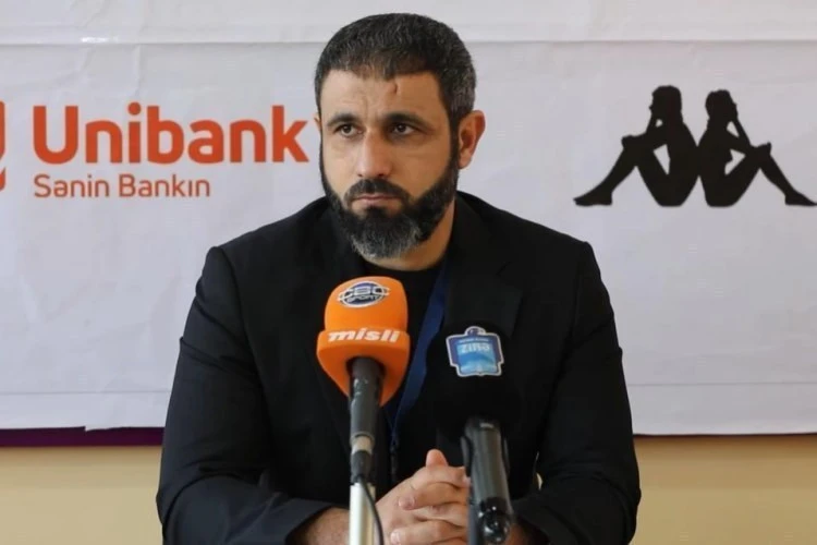 Rəşad Sadıqov gileyləndi: "Palçıqda futbol oynayırıq"