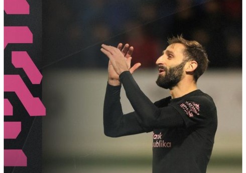 "Sabah" gürcüstanlı futbolçusu ilə vidalaşıb
