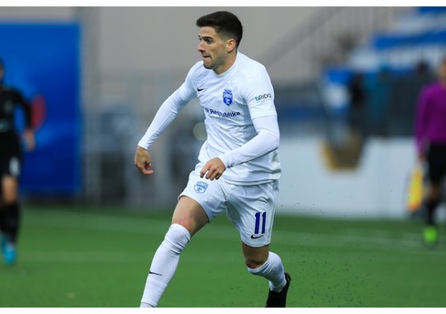 “Sabah”ın futbolçusu rəqibini vurduğu üçün qırmızı vərəqə alıb
