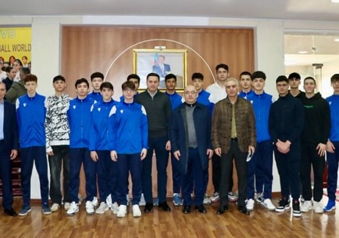 Şahin Bağırov III MDB Oyunlarında mübarizə aparacaq yığmalarla görüşüb