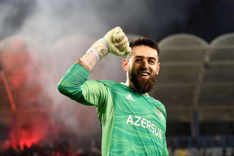 Şahruddin Məhəmmədəliyev və Diakabi “Qarabağ”dan gedir
