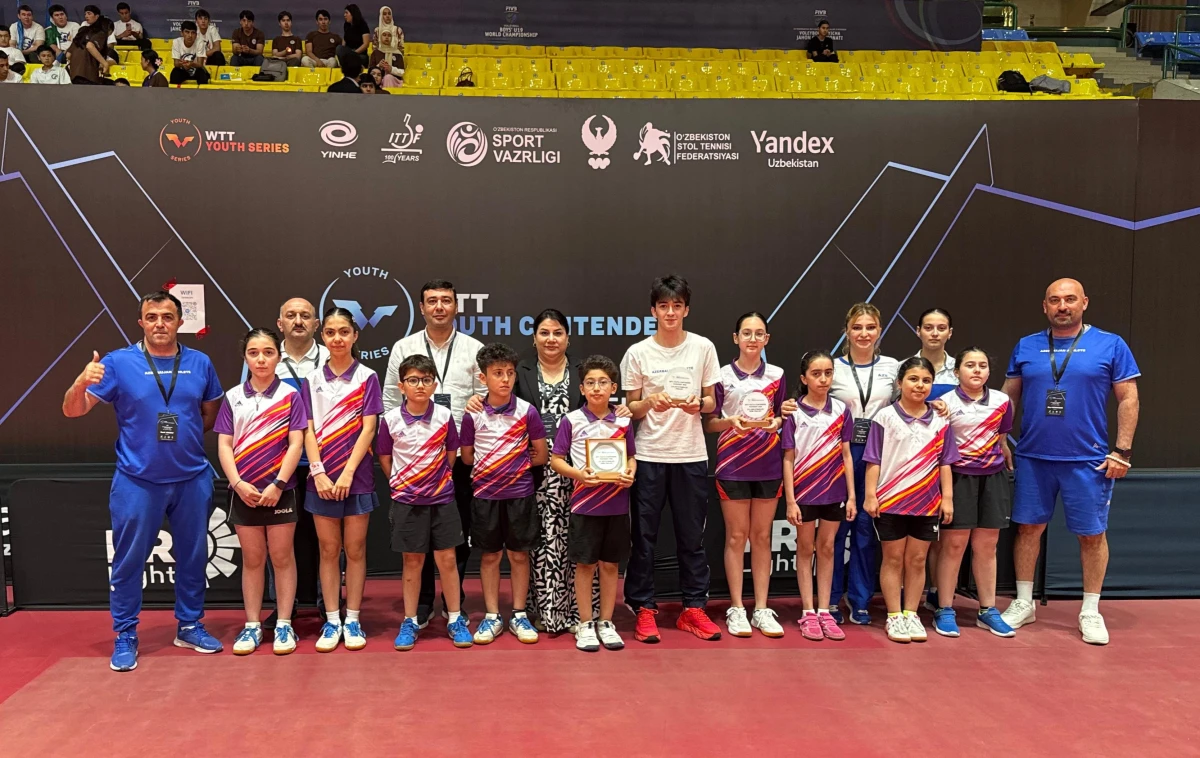 Stolüstü tennisçilər beynəlxalq yarışı üç medalla başa vurublar