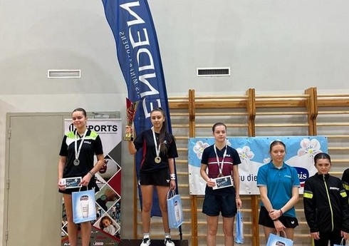 Stolüstü tennisçimiz beynəlxalq turnirin baş mükafatını qazanıb
