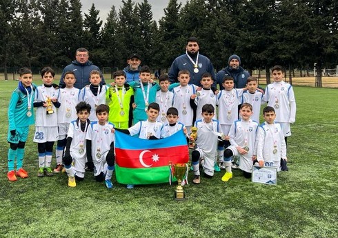 Tbilisidə medal qazanan "Sabah"ın baş məşqçisi: "Bu turnirlər böyük təcrübədir"