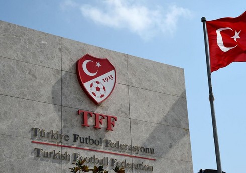 Türkiyə Futbol Federasiyası millinin baş məşqçisi ilə bağlı xəbərləri təkzib edib