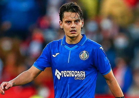 Türkiyəli futbolçu “böyük beşlik” ölkələrinin ən yaxşıları sırasına düşüb