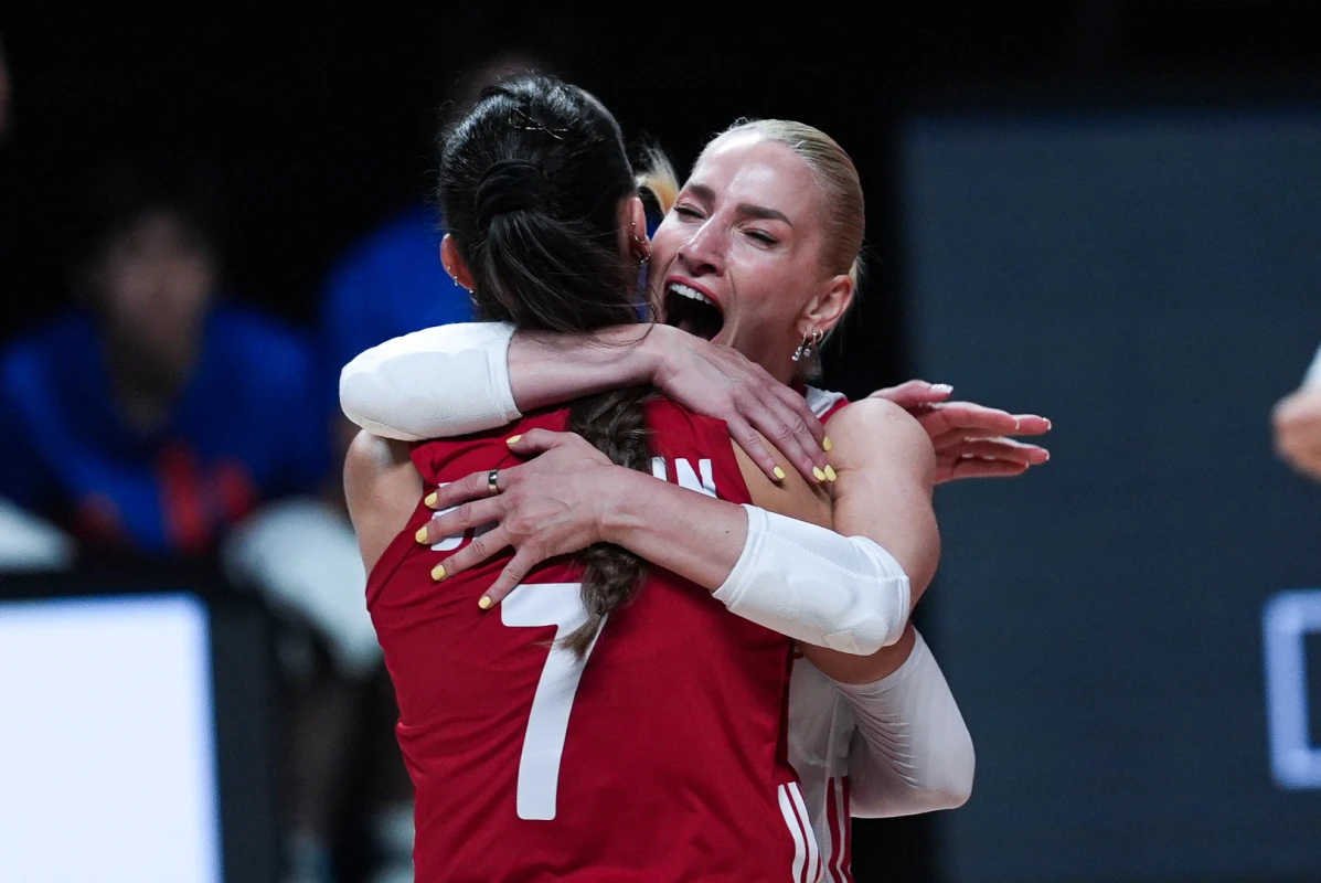 Voleybol Millətlər Liqası: Türkiyə çempion!